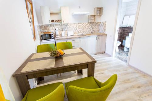 Apartamente Primaverii