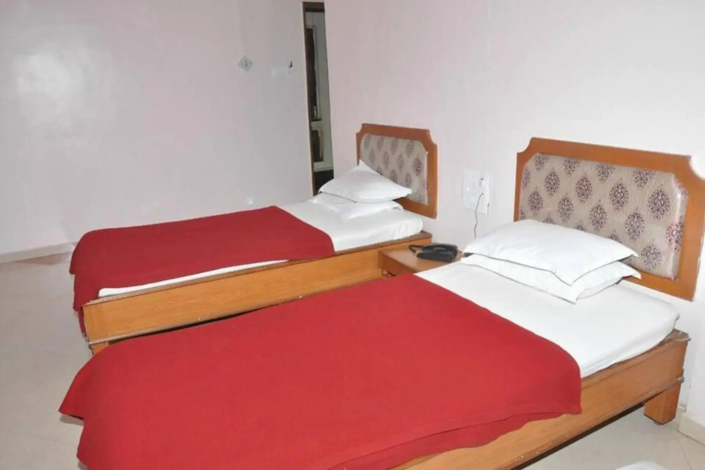 Hotel Ganapati Palace