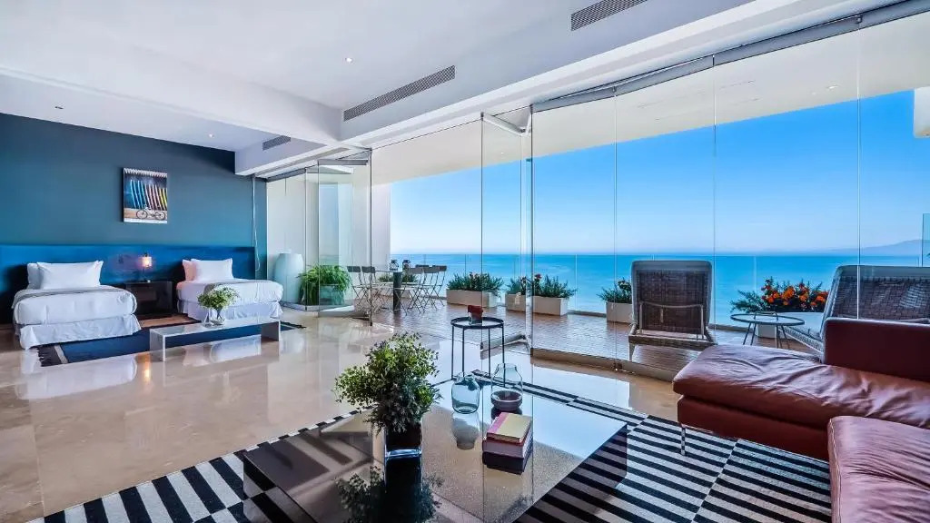 Avalon 907 Modern, Spacious / 9th F Private Pool