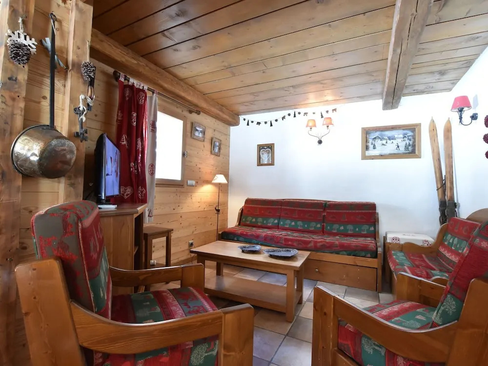 Lake View Chalet in Tignes near Ski Area