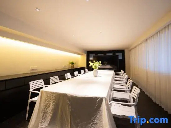Shanye Shijian · Wild Luxury Natural Hot Spring Homestay (Kunming Yangzonghai Resort)
