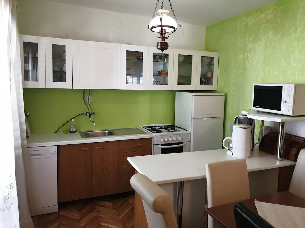 Apartment and Room Marica
