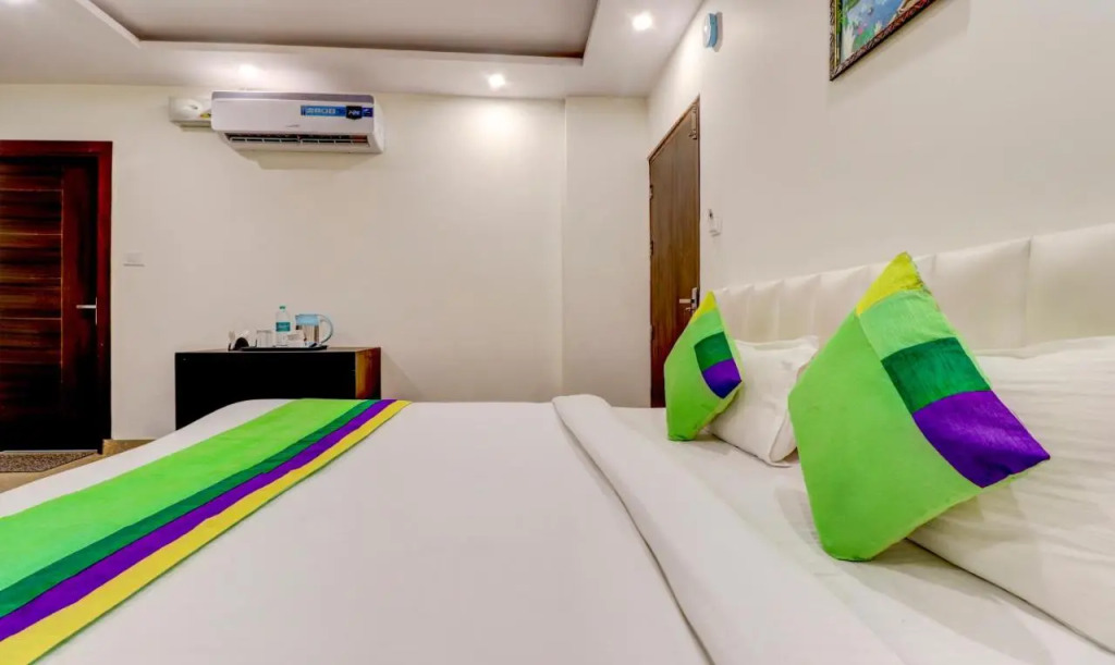 Itsy Hotels NV, Tapovan
