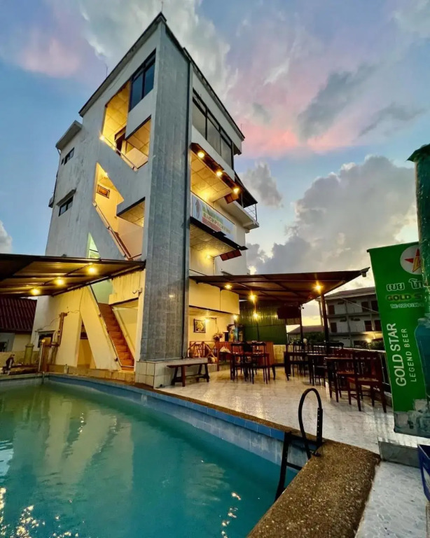Easy go backpacker hostel