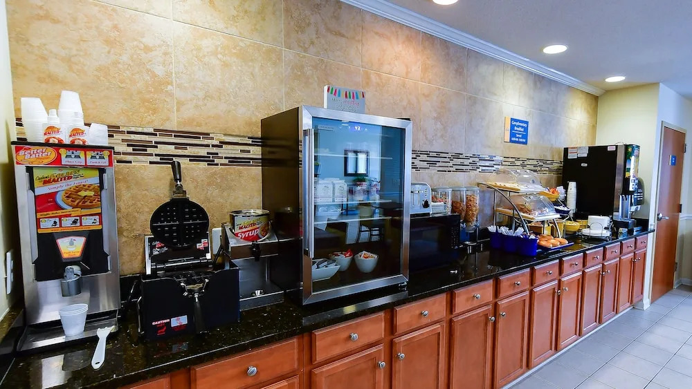 Days Inn Burlington East