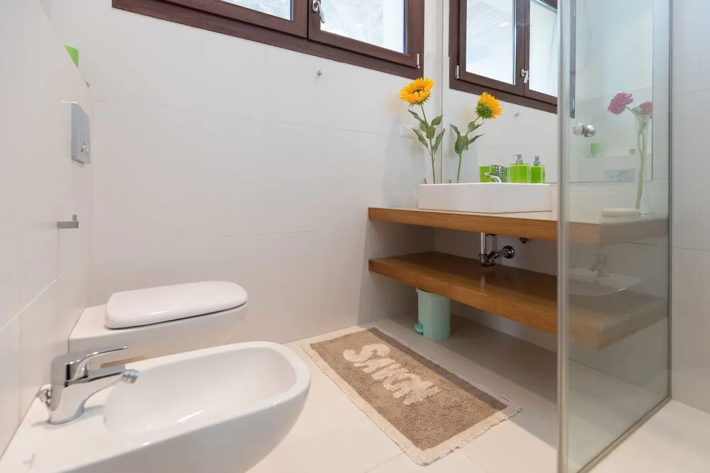 Tasso Apartments