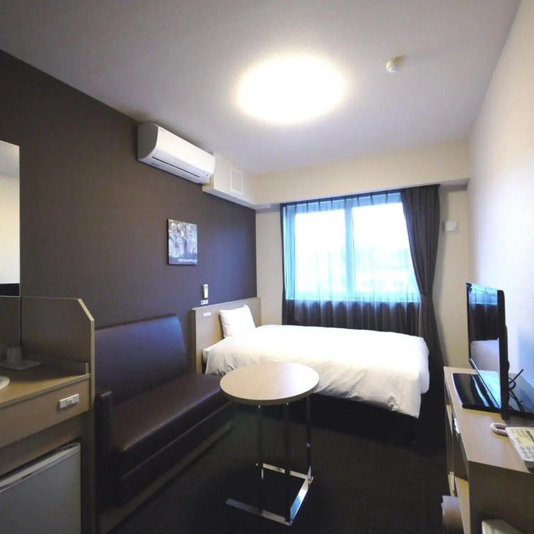 Hotel Route-Inn Tome