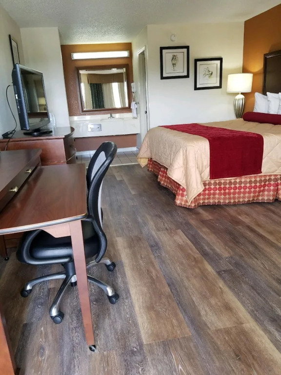 Royal Inn