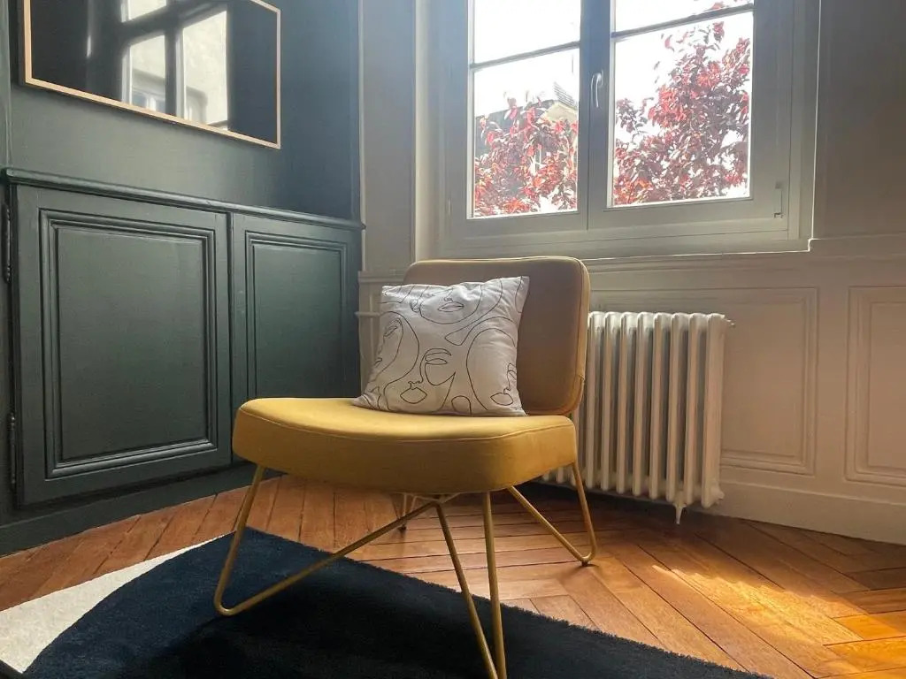 Beaux-arts • 2 chambres 2 SDB • Parking privé