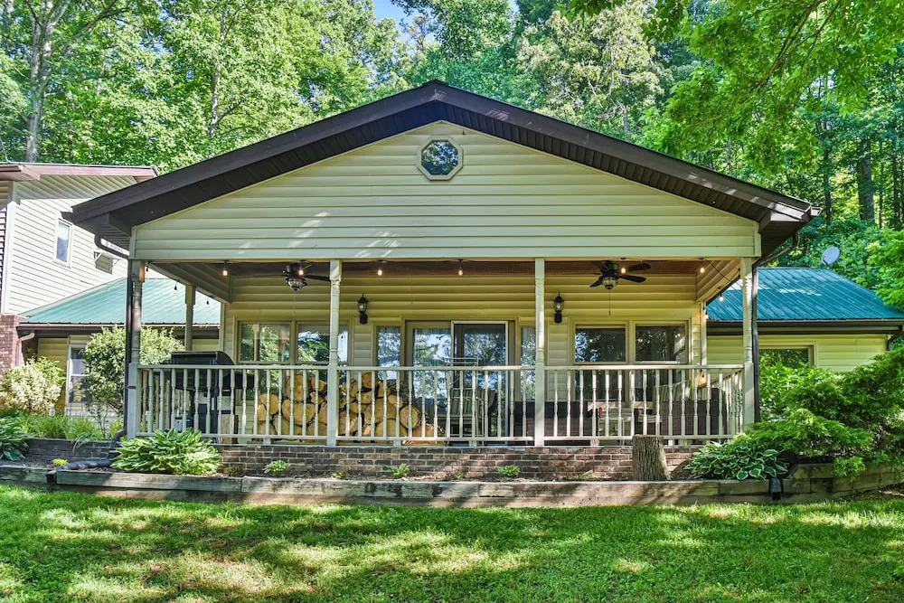 Mountain Retreat Hot Tub Asheville