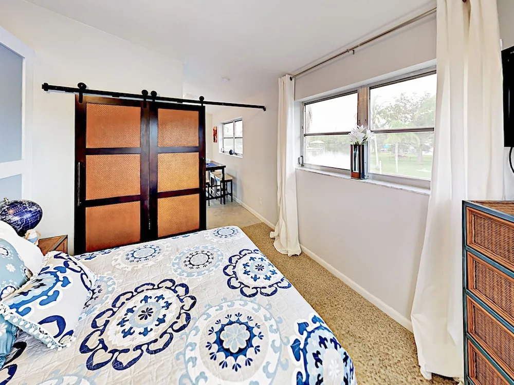 449 Seaworthy Road Duplex 2 Bedrooms 1 Bathroom Duplex