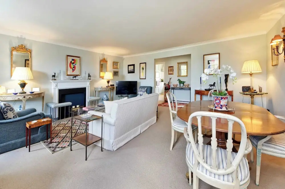 Beautiful & Spacious, 2 Bed in South Kensington