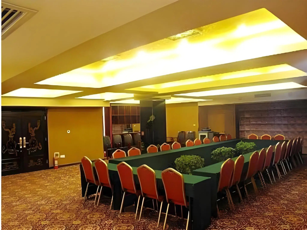 Dengfeng Chanwu Hotel