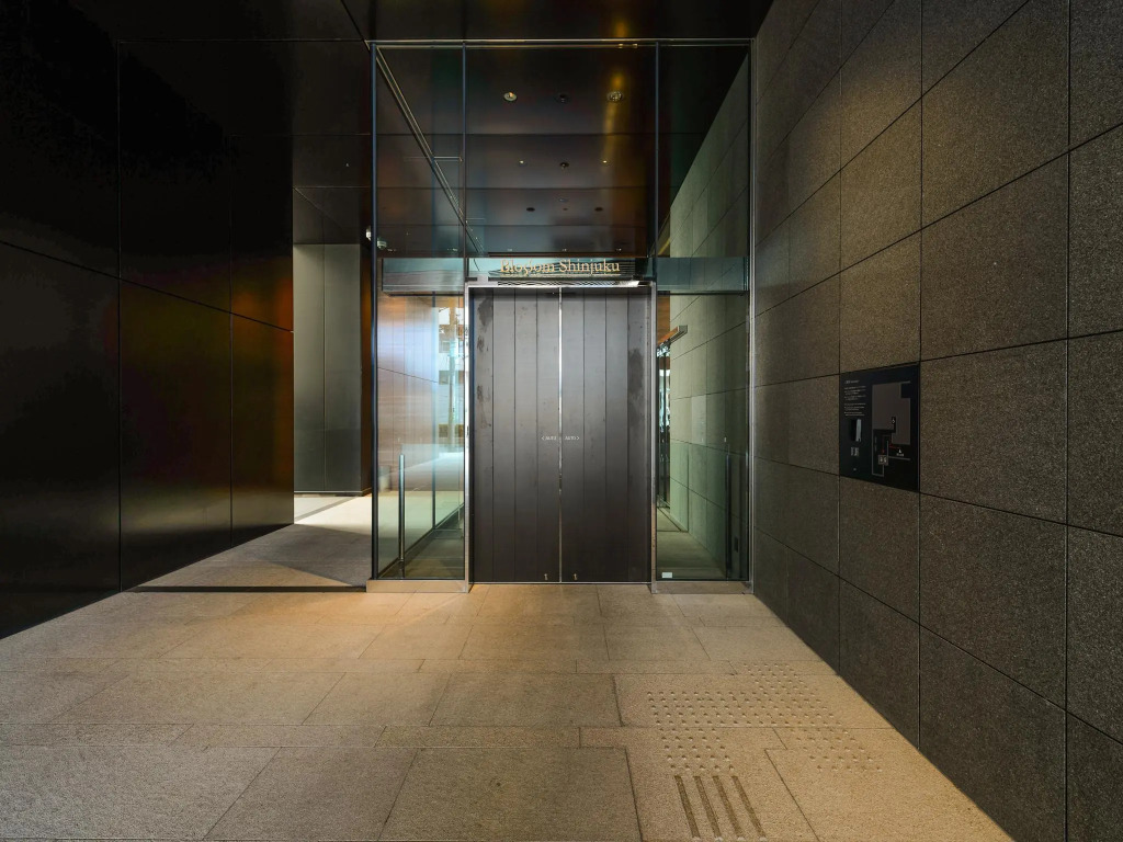 Отель Jr Kyushu Hotel Blossom Shinjuku