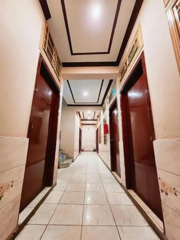 Hotel New Taj  International