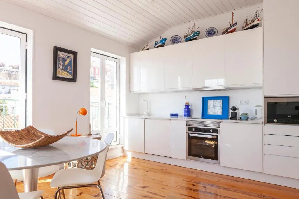 Alfama Stunning River and Historic City Views 2Bedrooms & 2Bathrooms AC Balcony 18th Century Building