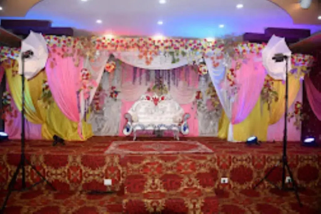 Hotel Amit Lodge