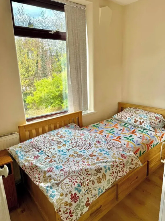 3bedroom Entire House in Stockport Town Manchester