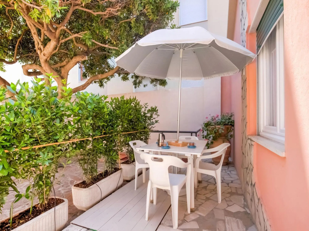 Holiday Gome in San Vincenzo Near Beach