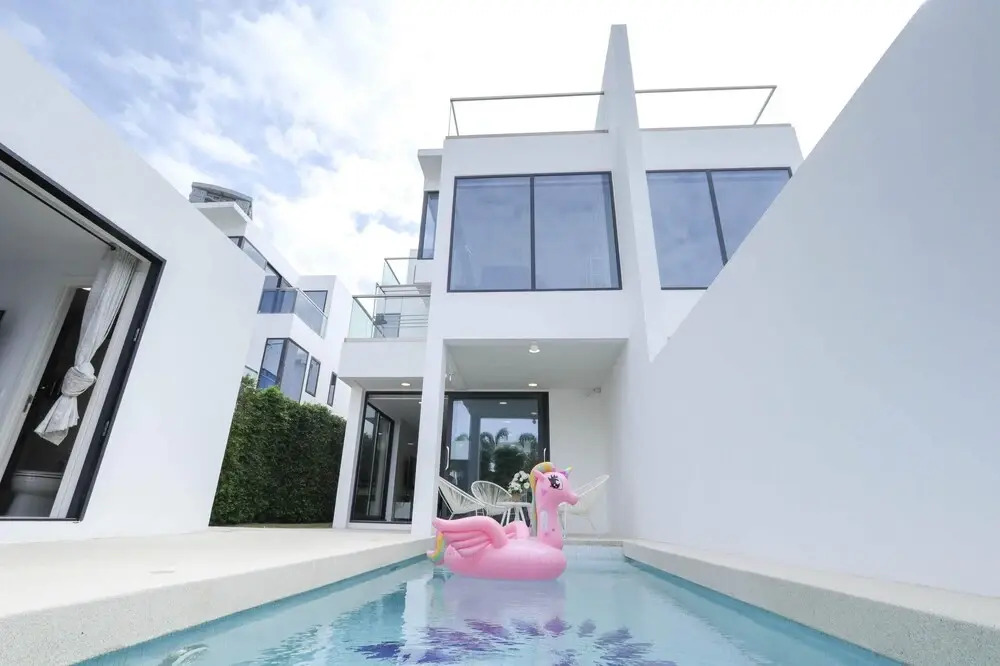 Private Pool Villa in Central Pattaya - Palmc9
