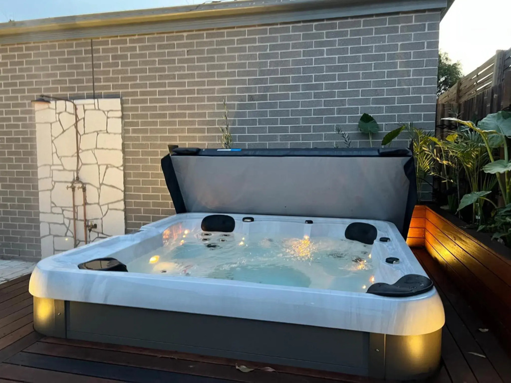 Entire Rosebud Holiday House - 3min to the beach