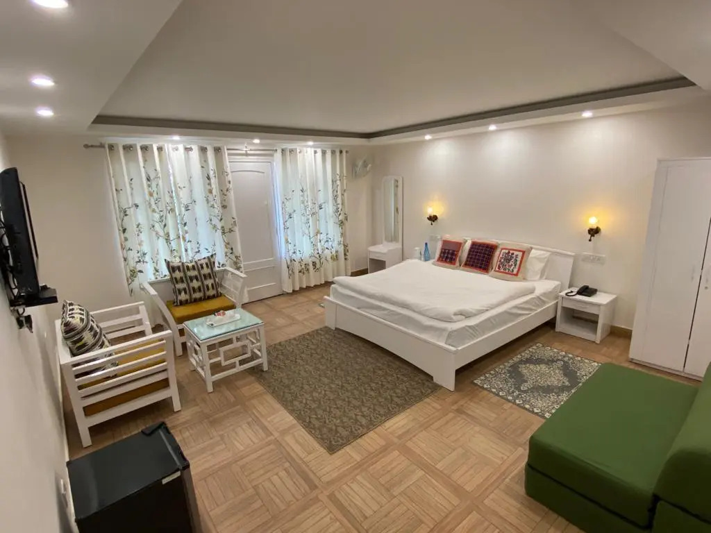 Mango Tree Courtyard Mussoorie