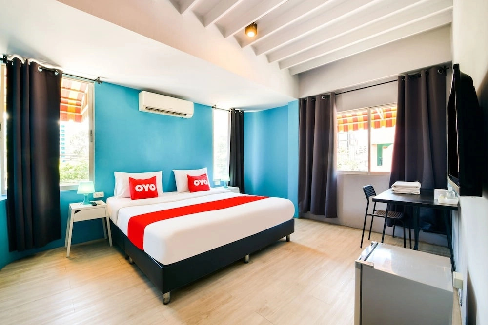 Sweet Pound Hotel