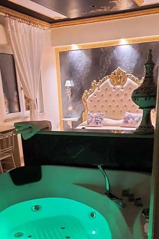 Mare Nostrum luxury suite