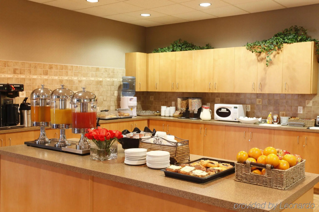 Pomeroy Inn and Suites Dawson Creek