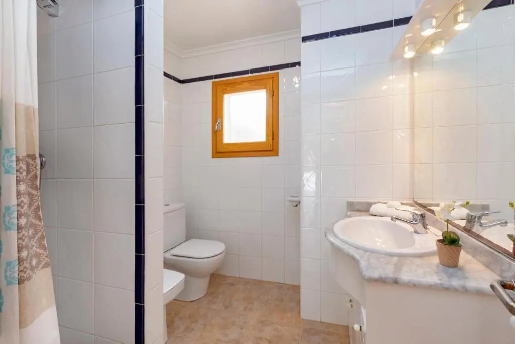 Villa in Ibiza Town, sleeps 6 - Can Damia