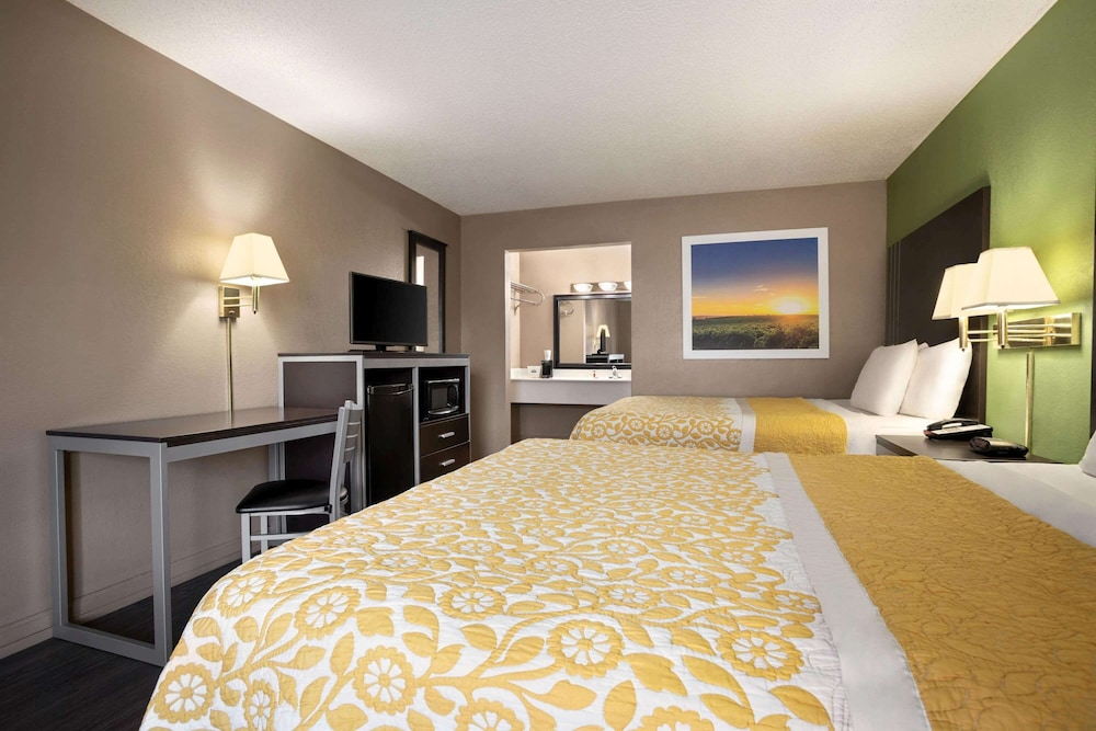 Days Inn Hardeeville Interstate Highway 95 State Line
