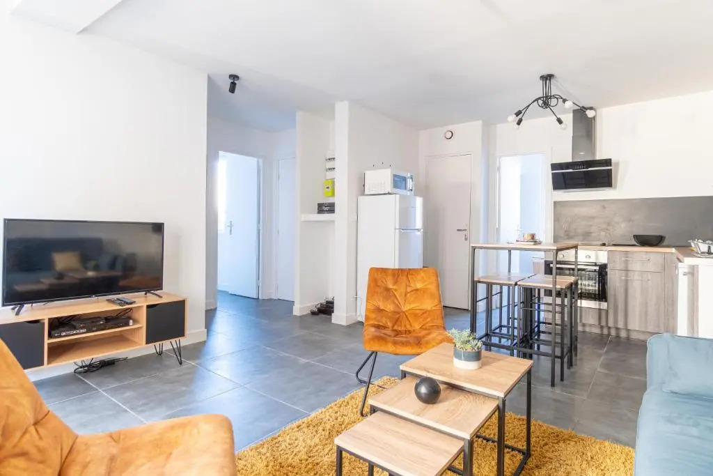 Appartement COSY 2 chambres quartier Danton