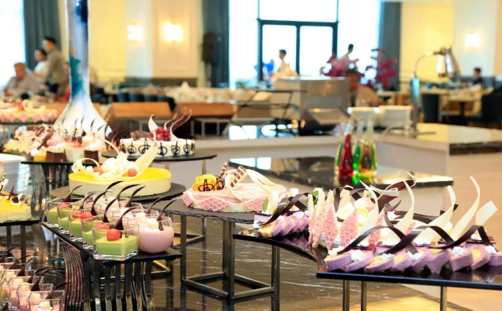 FLC Halong Bay Golf Club & Luxury Resort