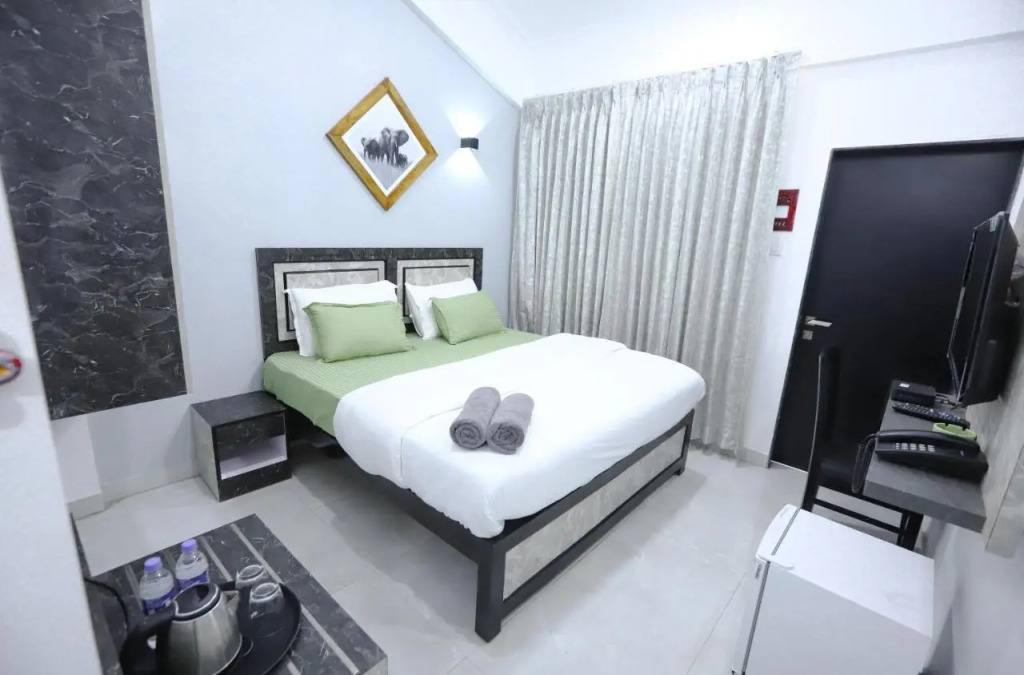 Henmil Hotel