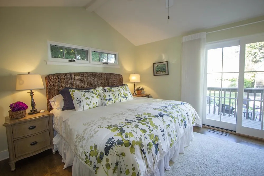"Pacific Serenade" Brand New Remodel