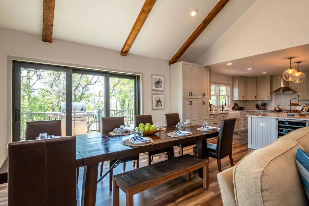 Farmhouse at Turtle Creek by Oak Island Accommodations