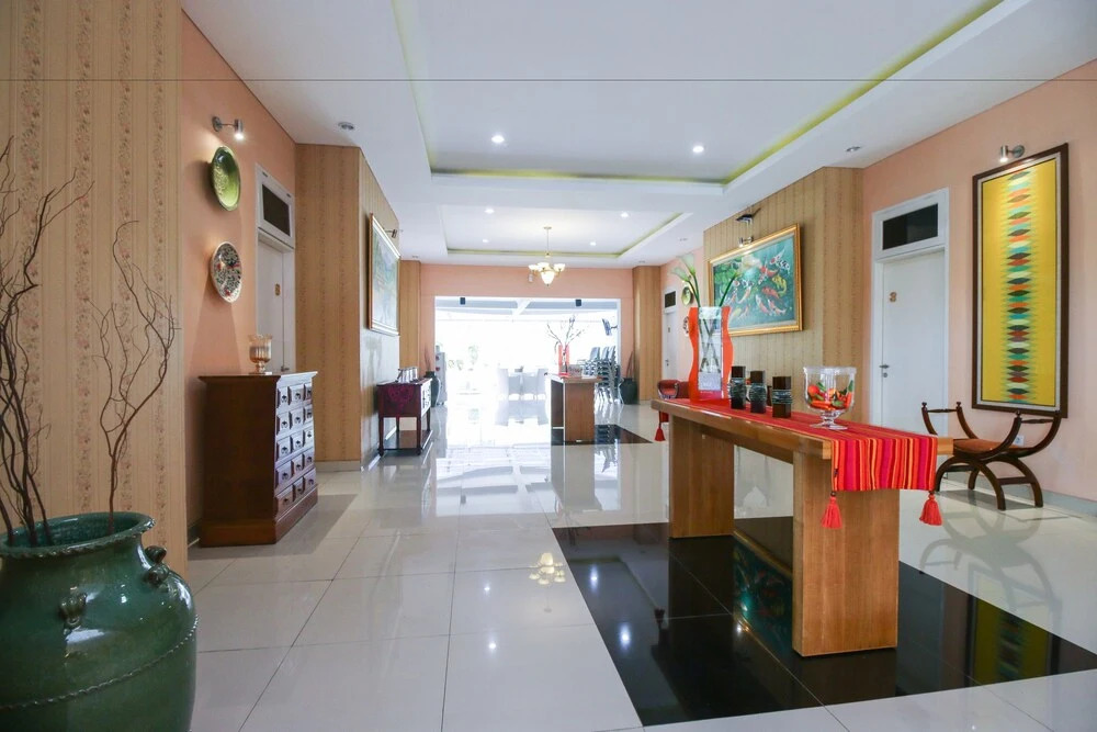 OYO 787 Hotel Kuwera Inn