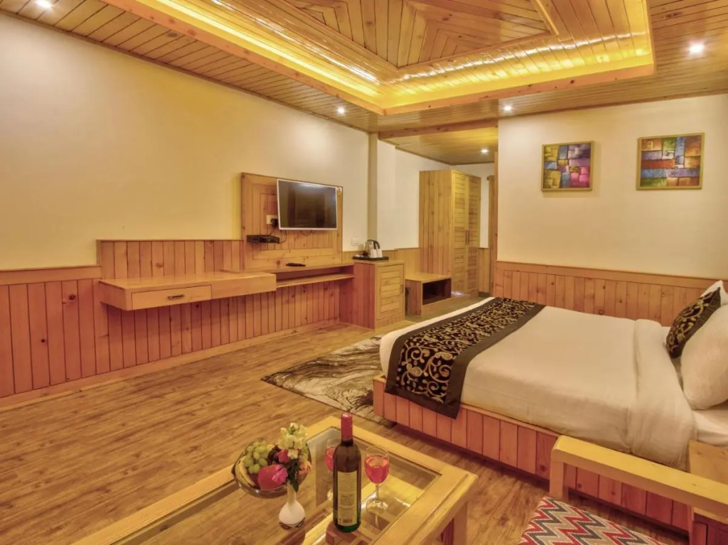 Simi Grand Boutique Hotel