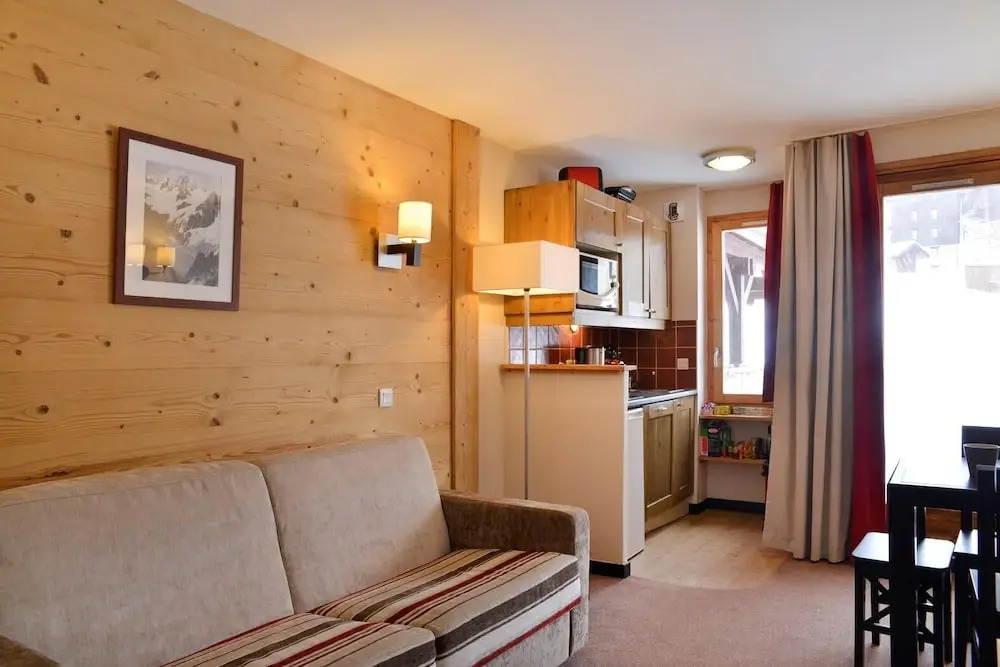 Belle Plagne Apartment on Slopes for 4 People of 28.50mâ² Qu438