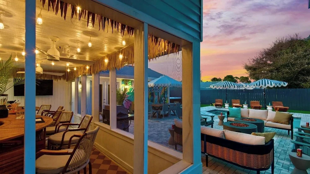PCB Stay w/ Heated Pool, Hot Tub, Bars, Game Room & Quick Walk to Beach The Jade Oasis by Avantstay