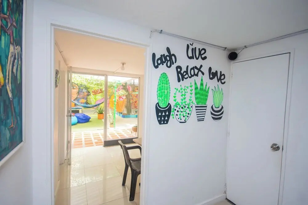 Blue Coast Hostal