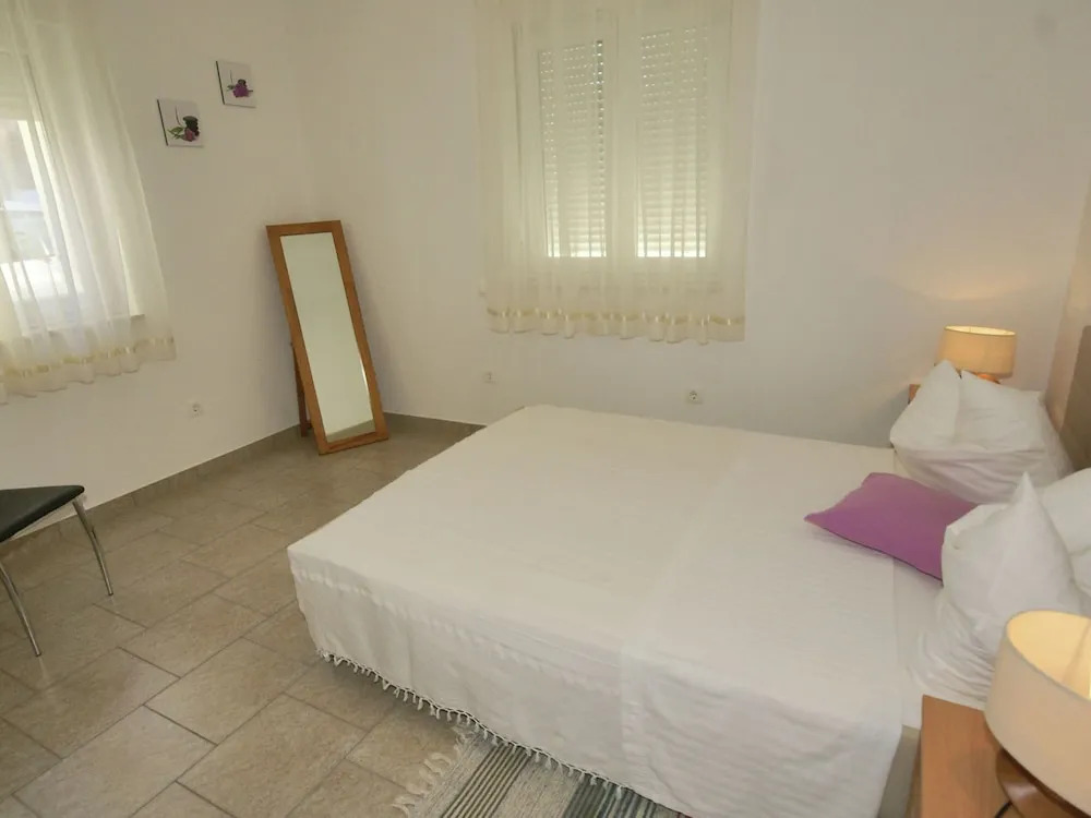 Beautiful Apartments Just Outside Trogir , Only 100 M Away From the Beach
