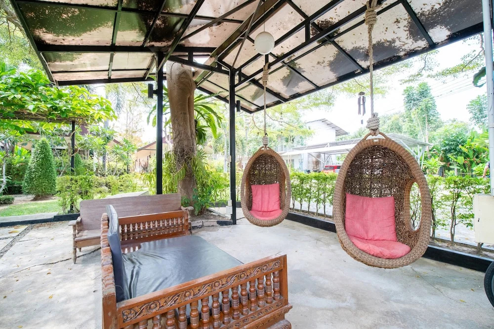 OYO 819 Baan Garagade Resort