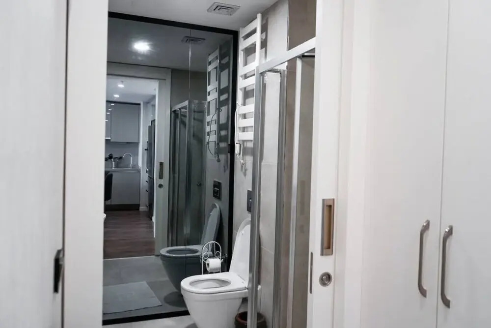 Lovely 1+1 Apartment w/Terrace near MaIl of IST