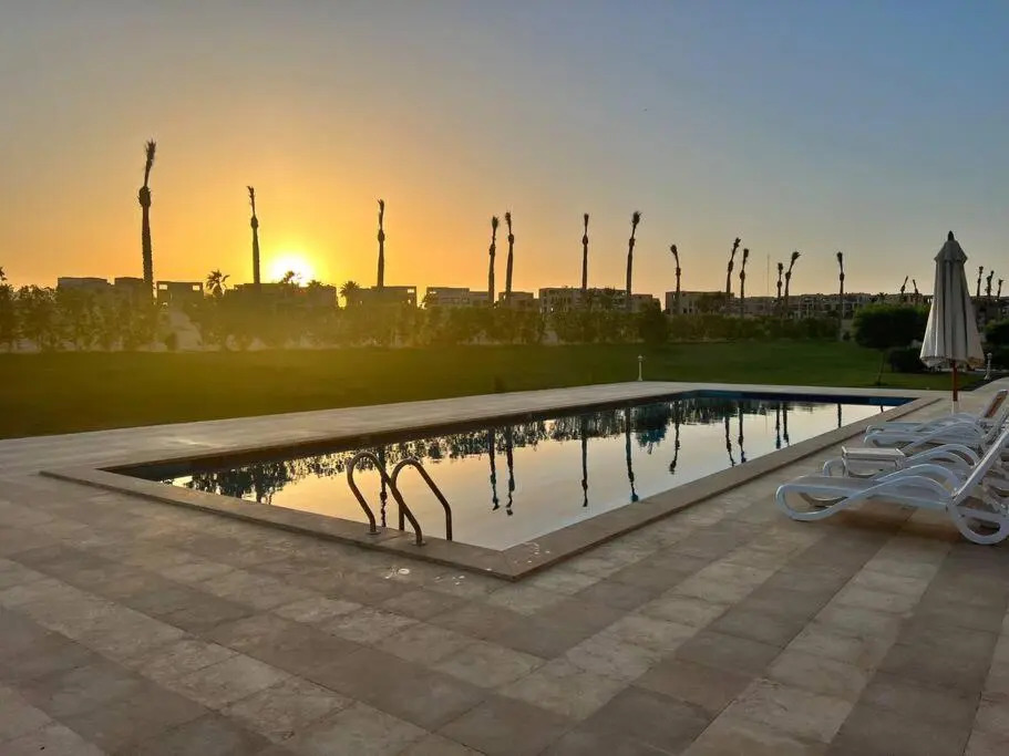 Modern 2-Bedroom in New Resort with Private Pools