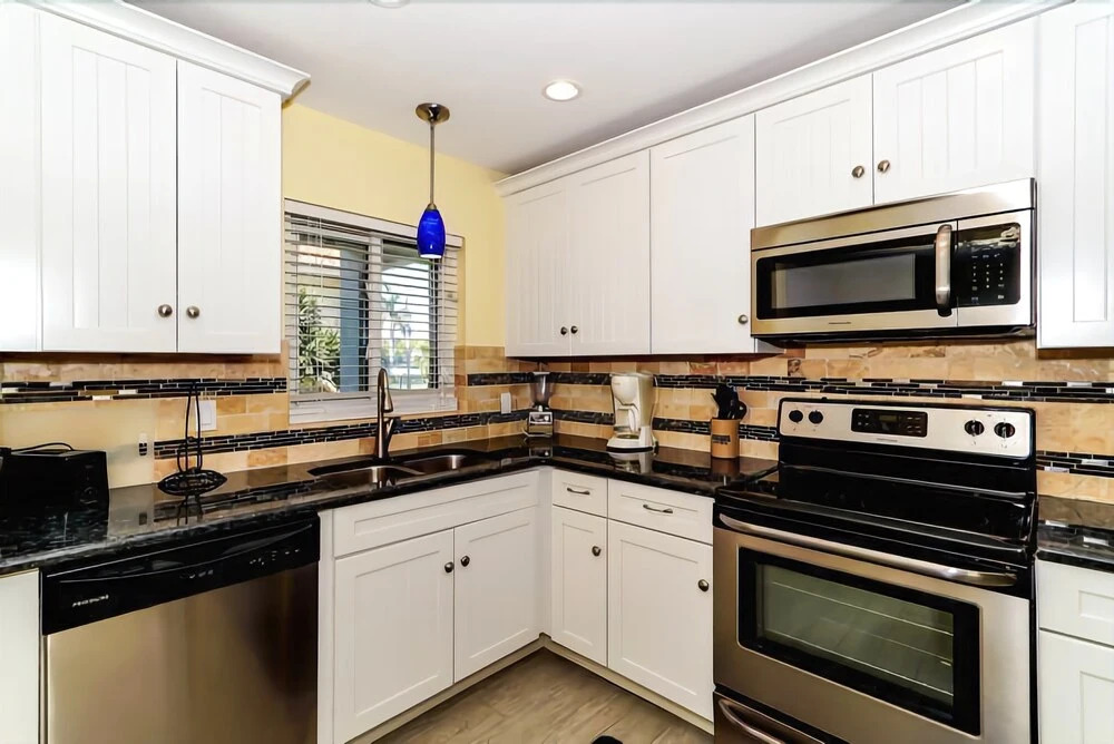 Nautilus-117 2 Bedrooms 2 Bathrooms Condo