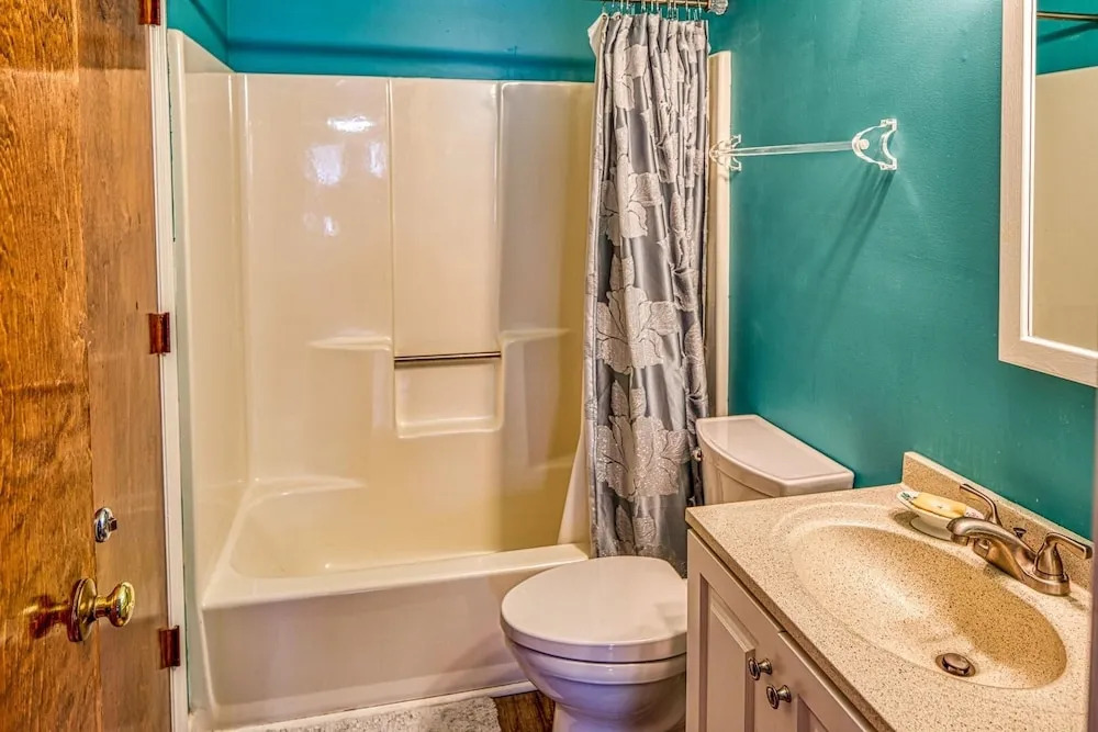 Oceanside - 4 Br Home