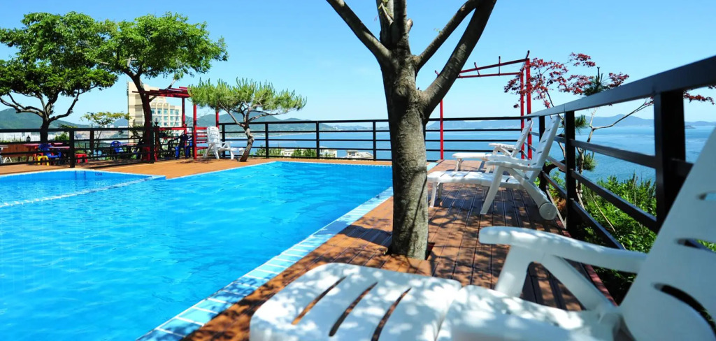 Yeosu Ceazone Pension