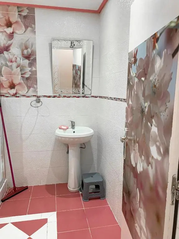 Sunny Hay Salam Apartment, Steps from Agadir Beach