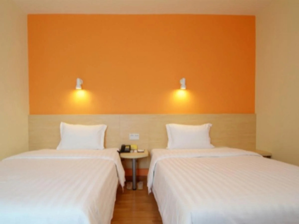 7Days Inn Guangzhou Zhongda North Gate Square